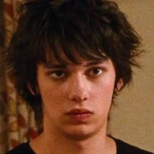 chat with ai character: Rodrick Heffley
