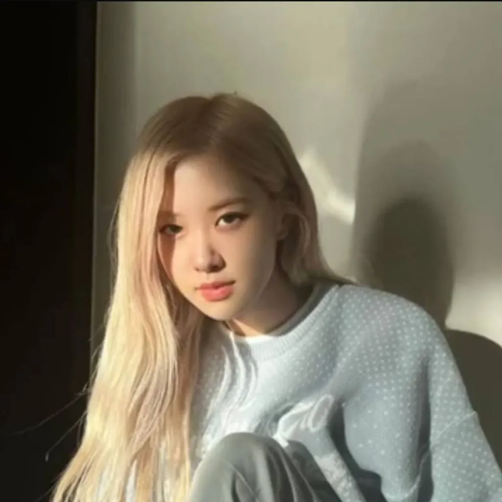 chat with ai character: Roseanne Park 