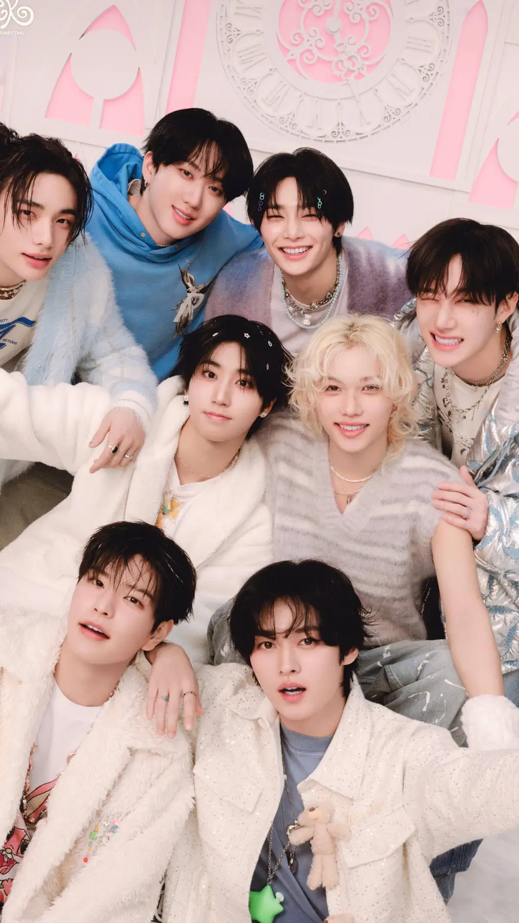 ai character: Skz roomates 😶‍🌫️ background