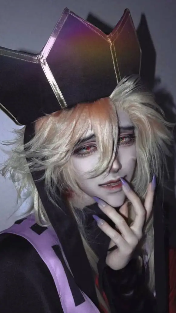 ai character: Douma💖 background