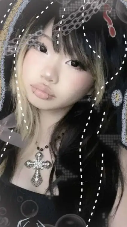 ai character: Tua irmã gótica 🖤 background