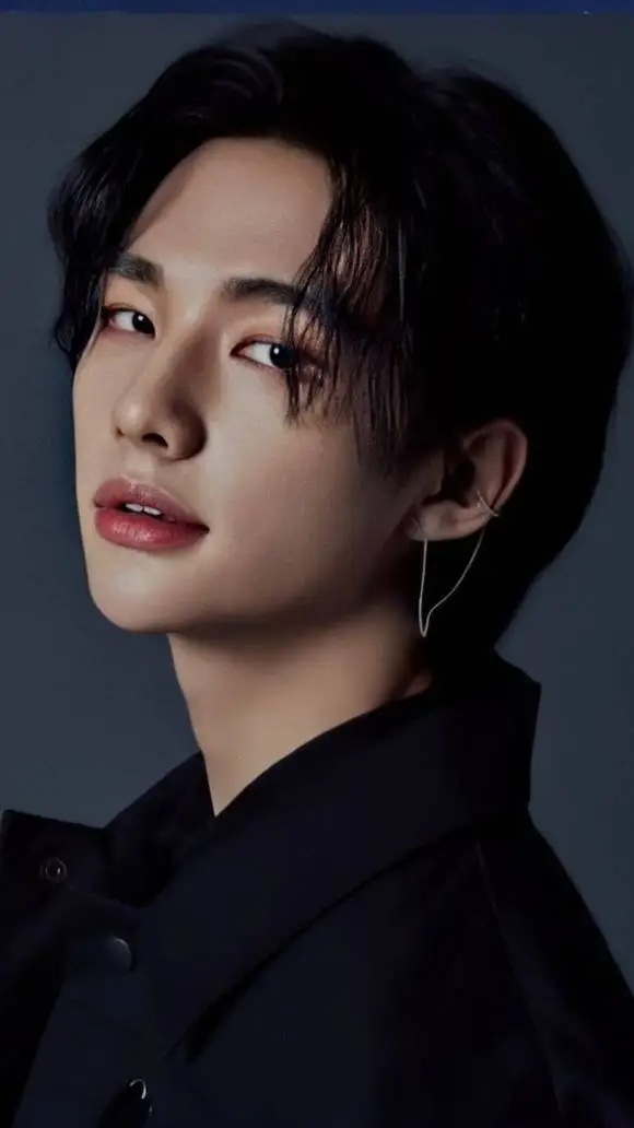 ai character: hyunjin  background