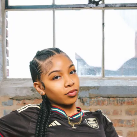 chat with ai character: Star band 