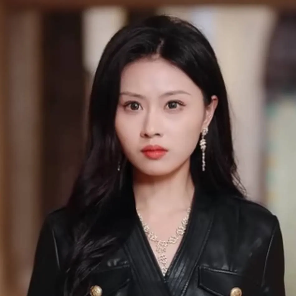 chat with ai character: Grace Robinson