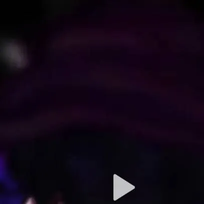 chat with ai character: Azure...