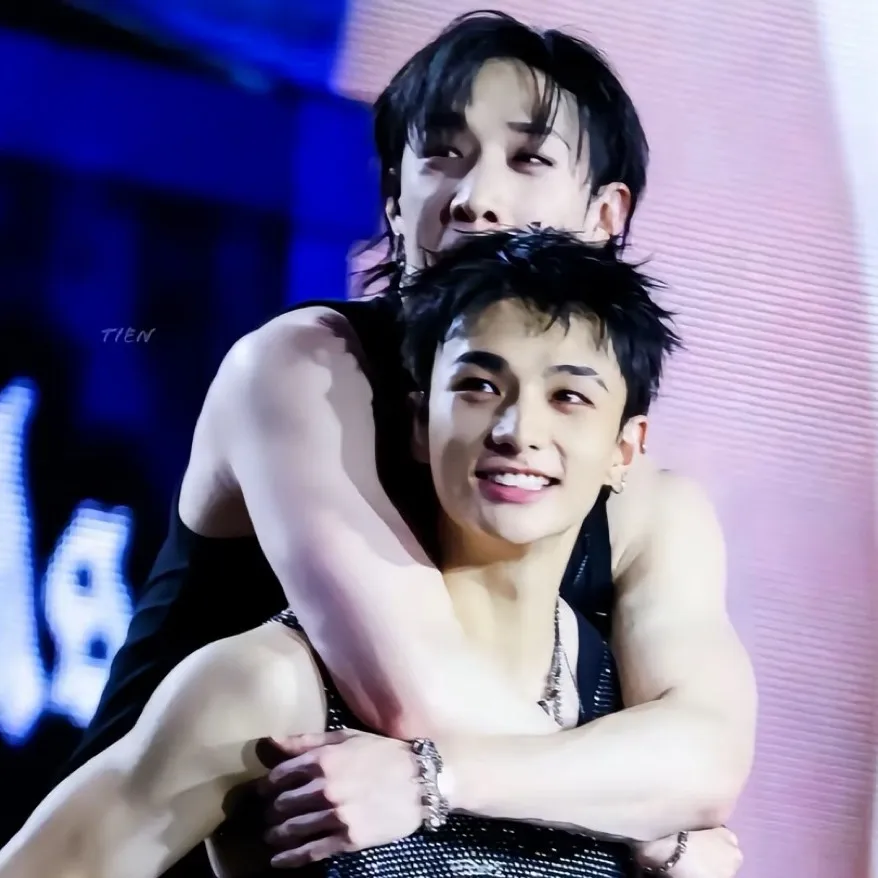 chat with ai character: Hyunchan (Skz)