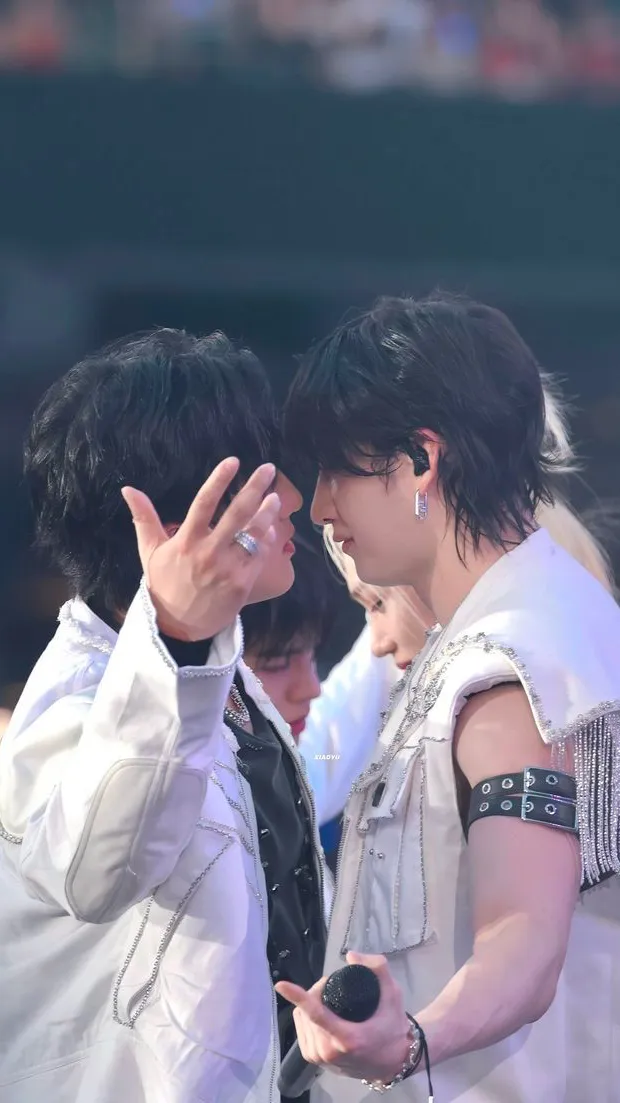 ai character: Binchan background