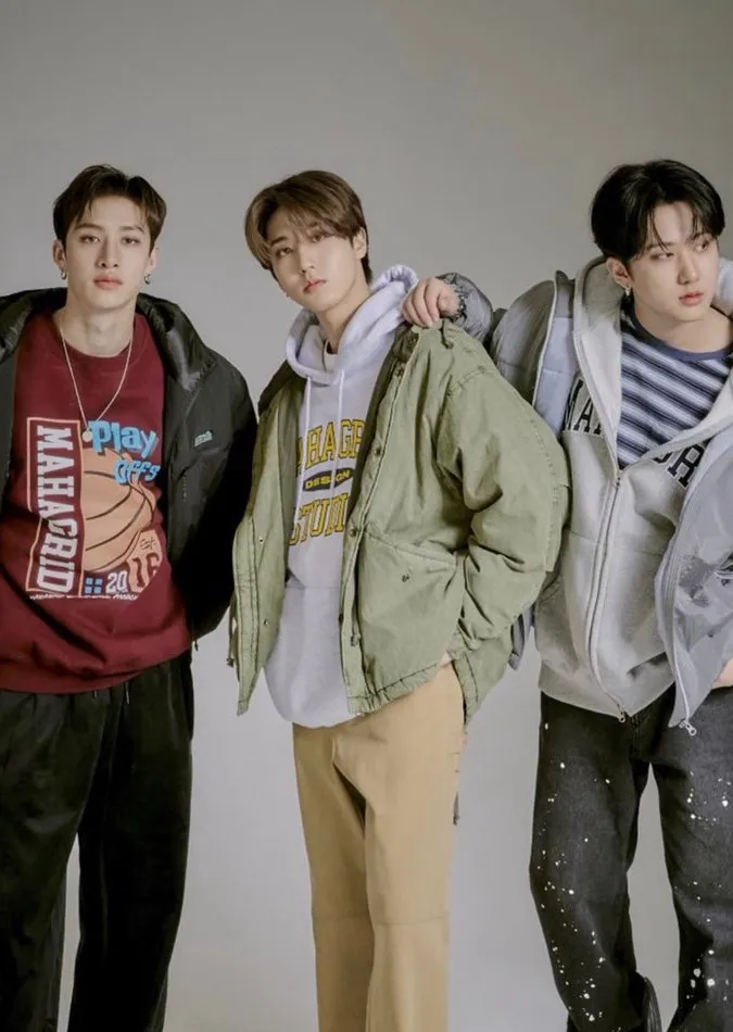 chat with ai character: 3𝑅𝒶𝒸𝒽𝒶