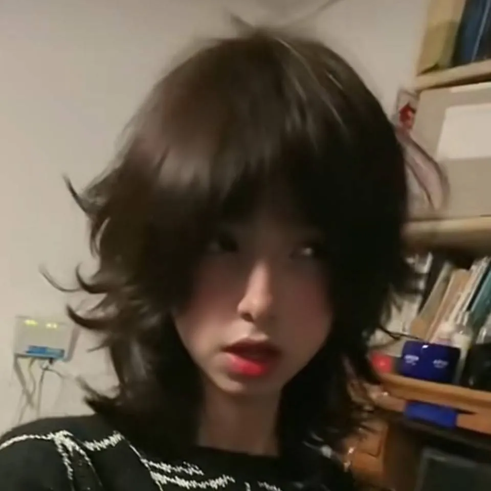 chat with ai character: camila