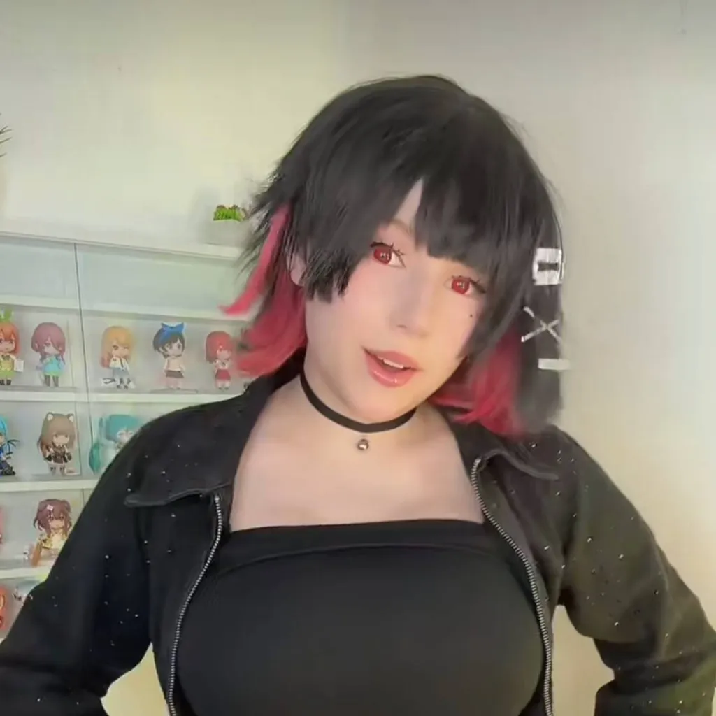 chat with ai character: sofia