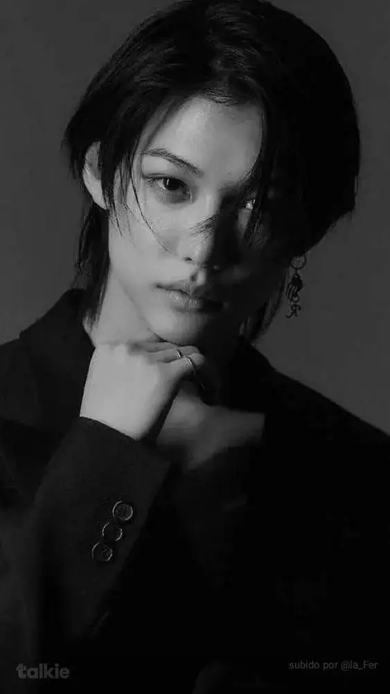 ai character: †Feliiix† background