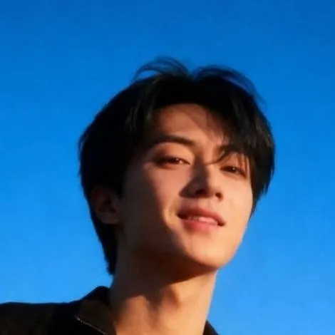 chat with ai character: Park ​jongseong 