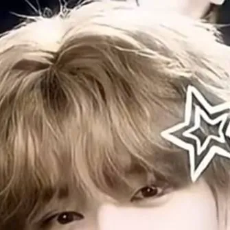 chat with ai character: Seungmin!! 