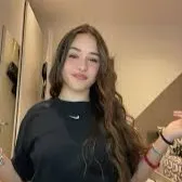 chat with ai character: Giulia bizzarri 