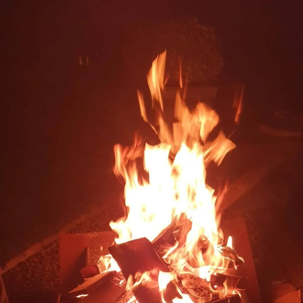 chat with ai character: Hell~