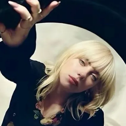 chat with ai character: Billie Eilish