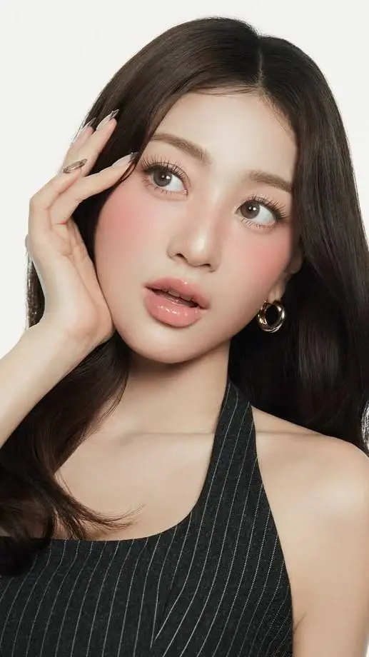 ai character: Jihyo  background