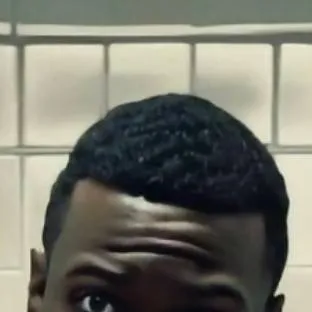 chat with ai character: ⃢