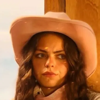 chat with ai character: Michelle 