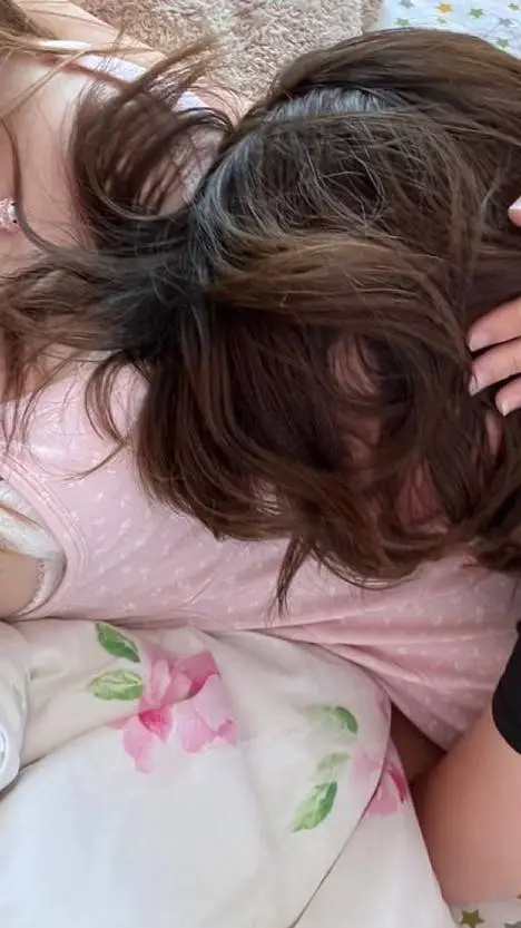 ai character: Yazi x Mar background