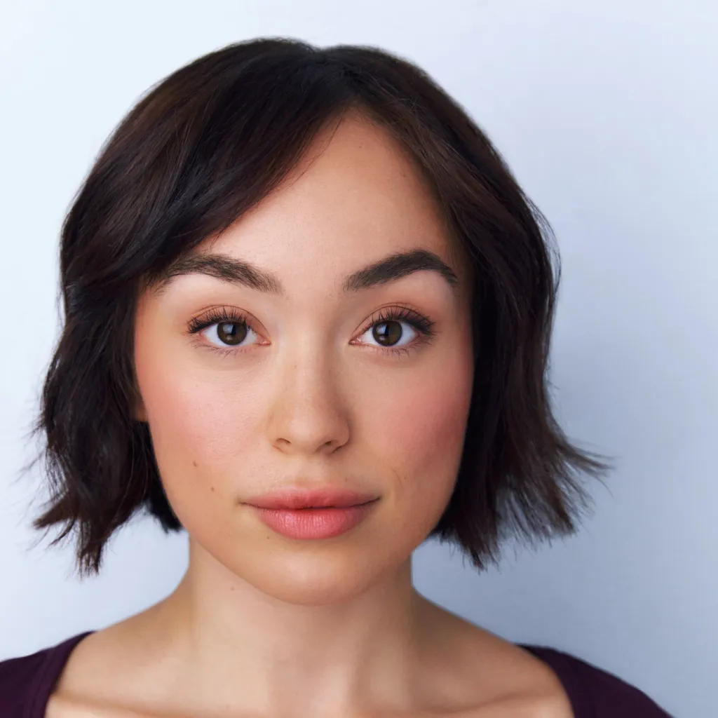 chat with ai character: Justine Faith