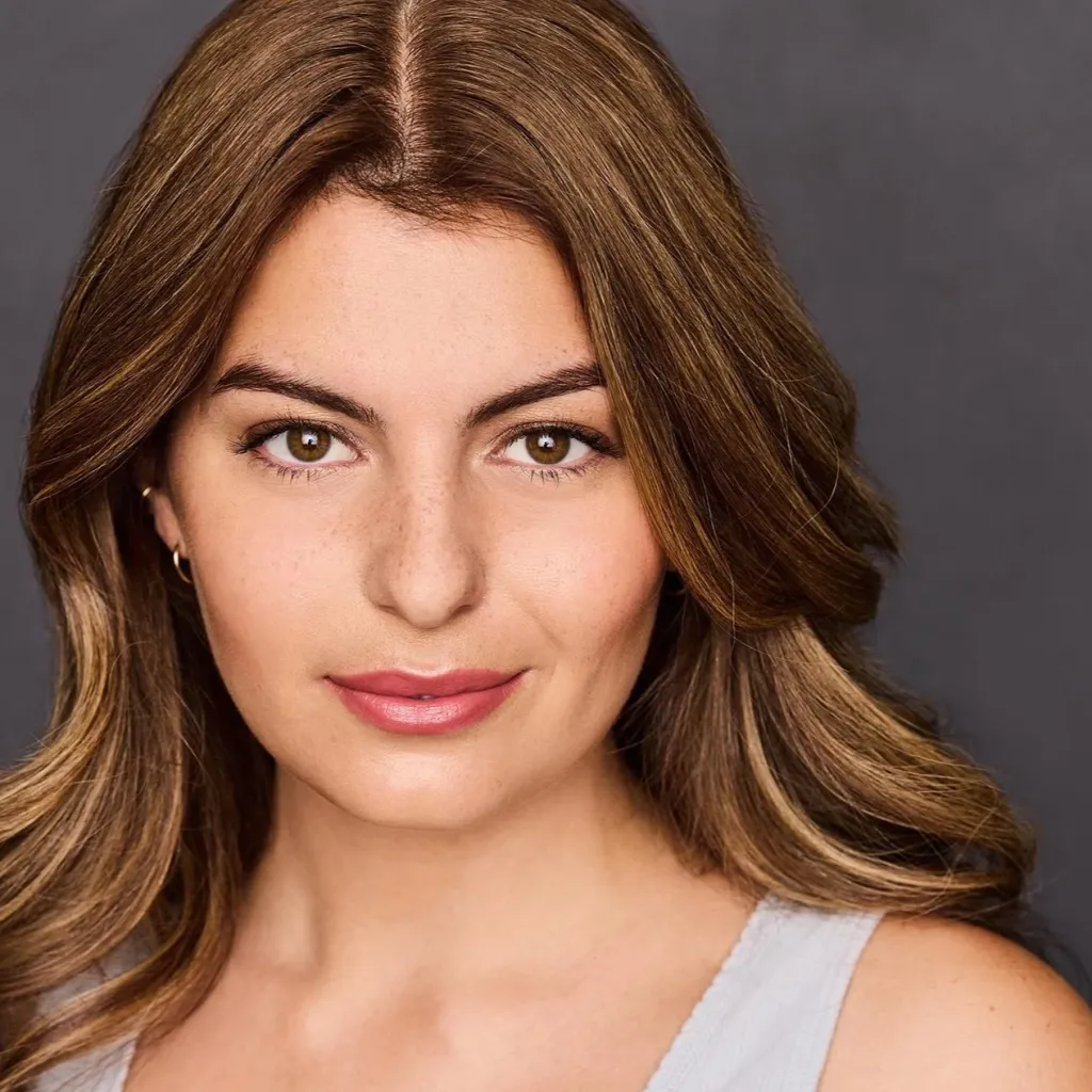 chat with ai character: Mary Foster