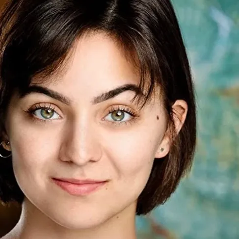 chat with ai character: Cecily Dowd