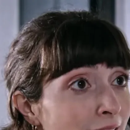 chat with ai character: Ana Torres