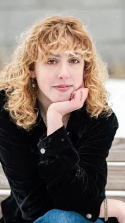 ai character: Isabelle background