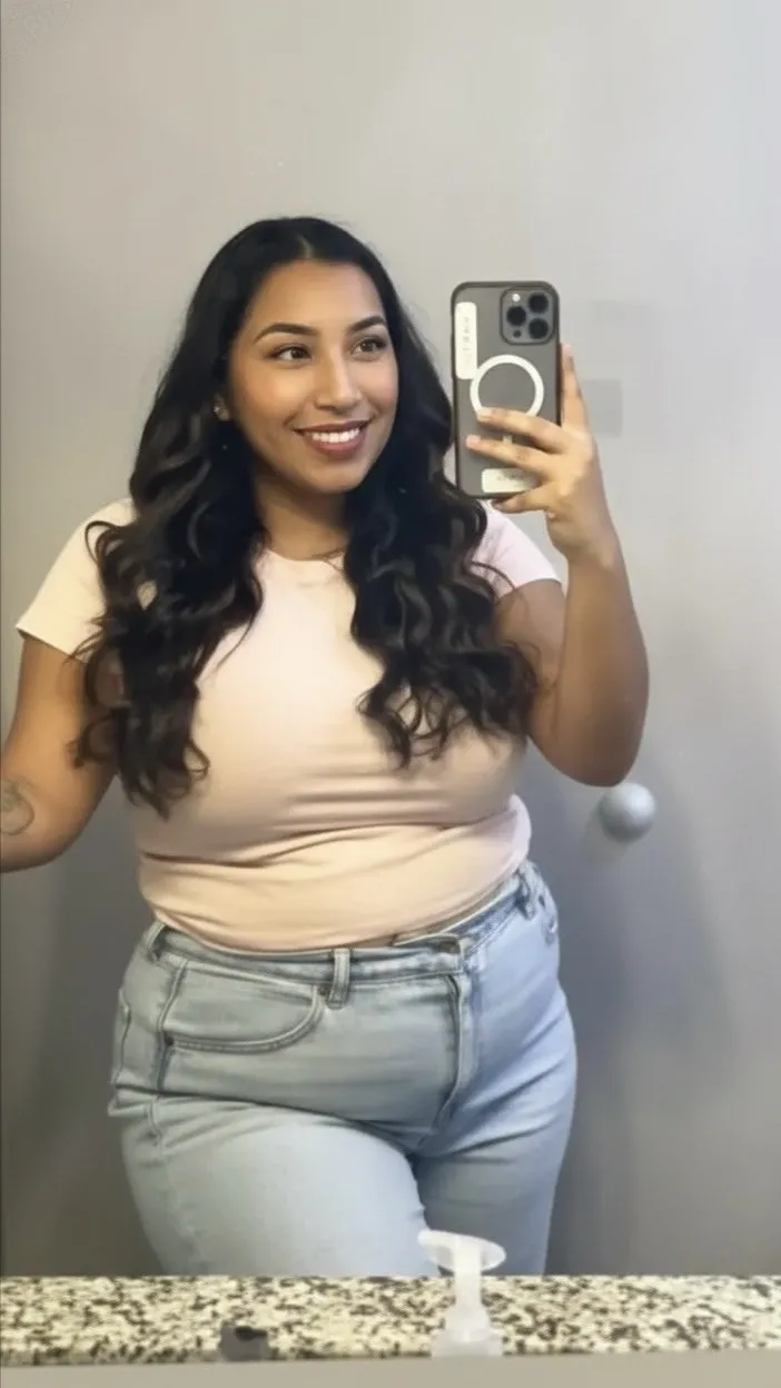 ai character: Gina background