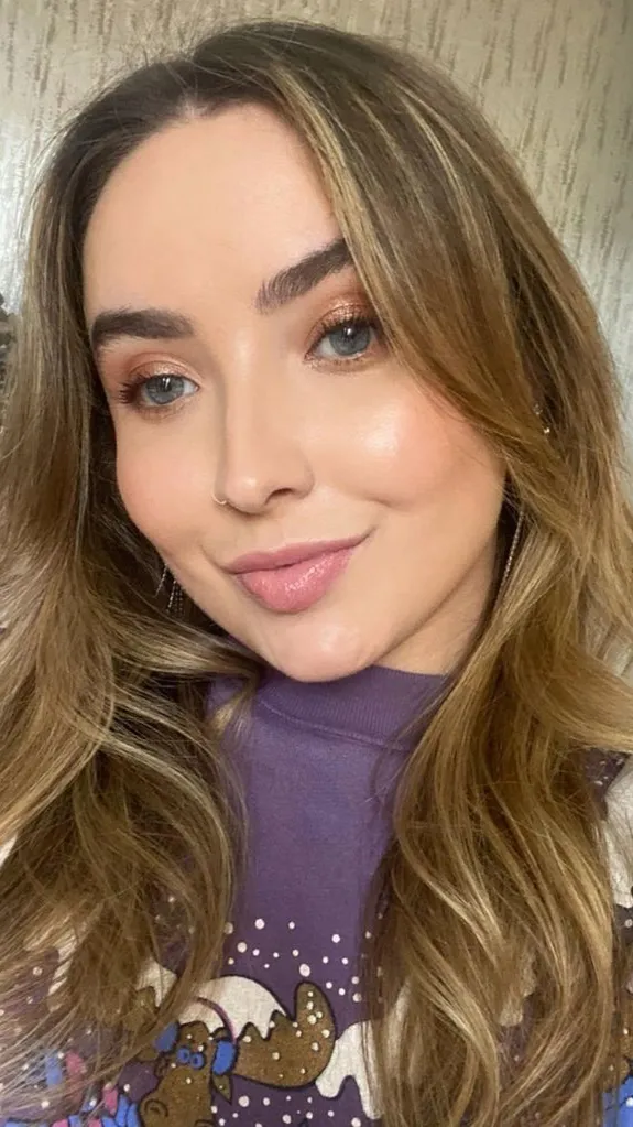 chat with ai character: Shannon Carpenter