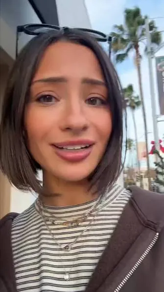 ai character: Lindsey Fishman background