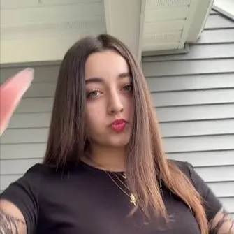 chat with ai character: Ava Merceis