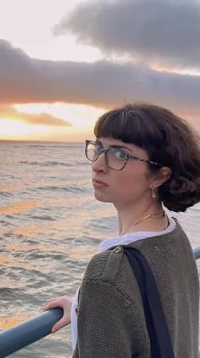 Talkie AI - Chat with Tori