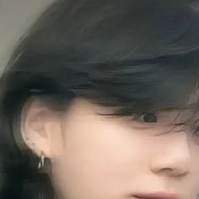 chat with ai character: Jungkook 
