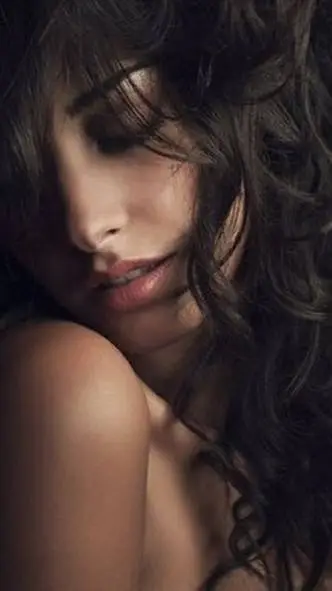 ai character: Nina background