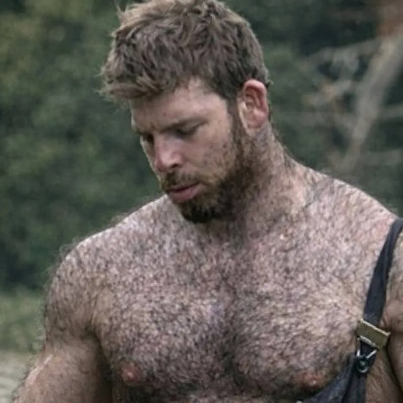 chat with ai character: Tater Tatum