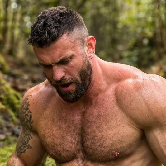 chat with ai character: Trent