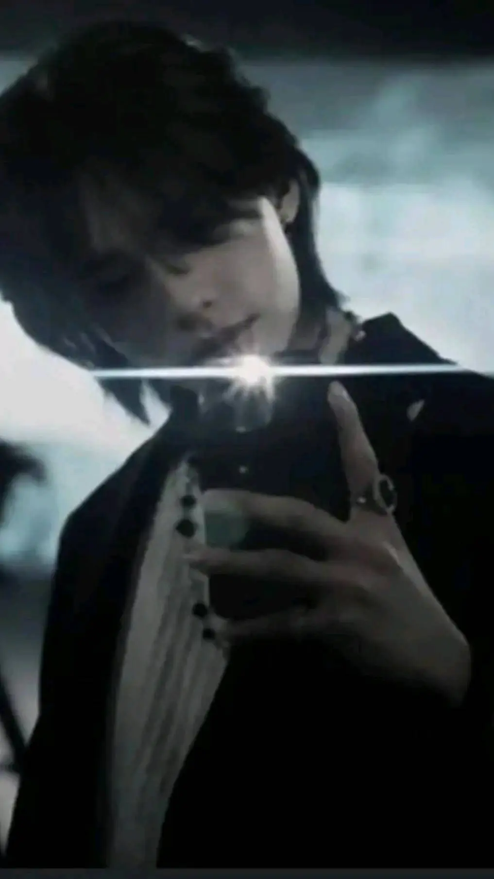 ai character: Hyunjin 💥 background