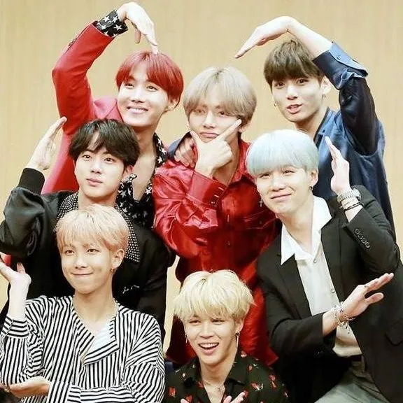 chat with ai character: 🔥🫂BTS MEMBERS-7🫂🔥