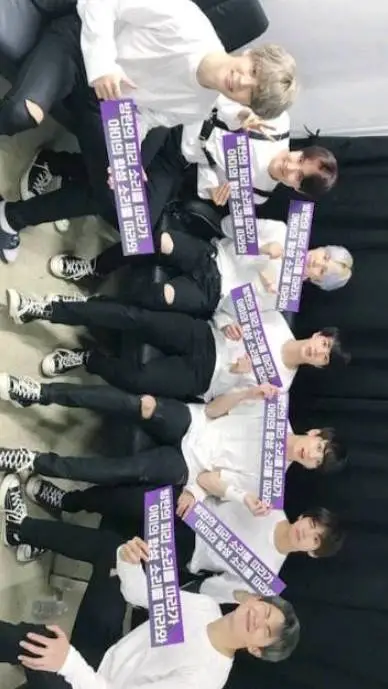 ai character: 🕺🏻BTS MEMBERS-7🌍♡ background