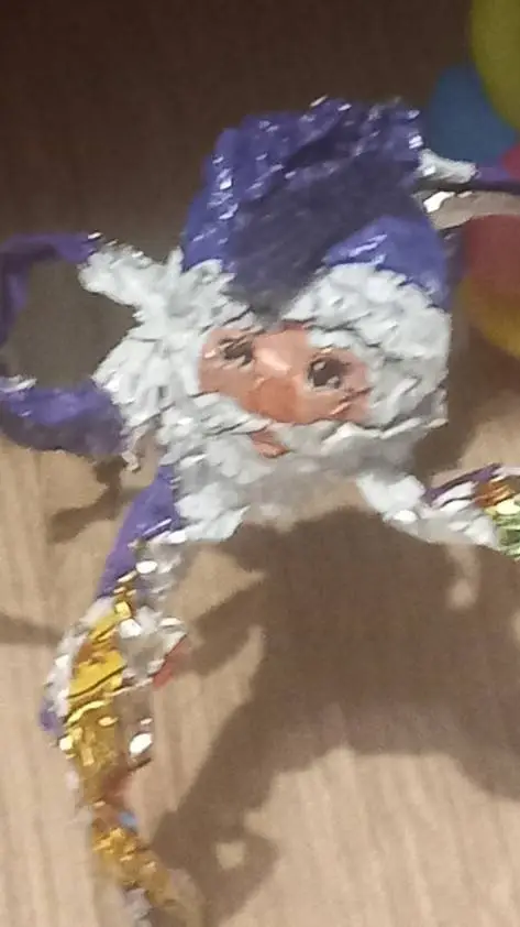 ai character: гугу гага background