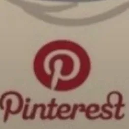 chat with ai character: PINTEREST 