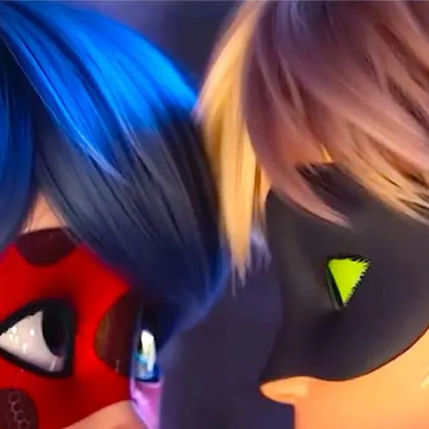 chat with ai character: CHAT NOIR