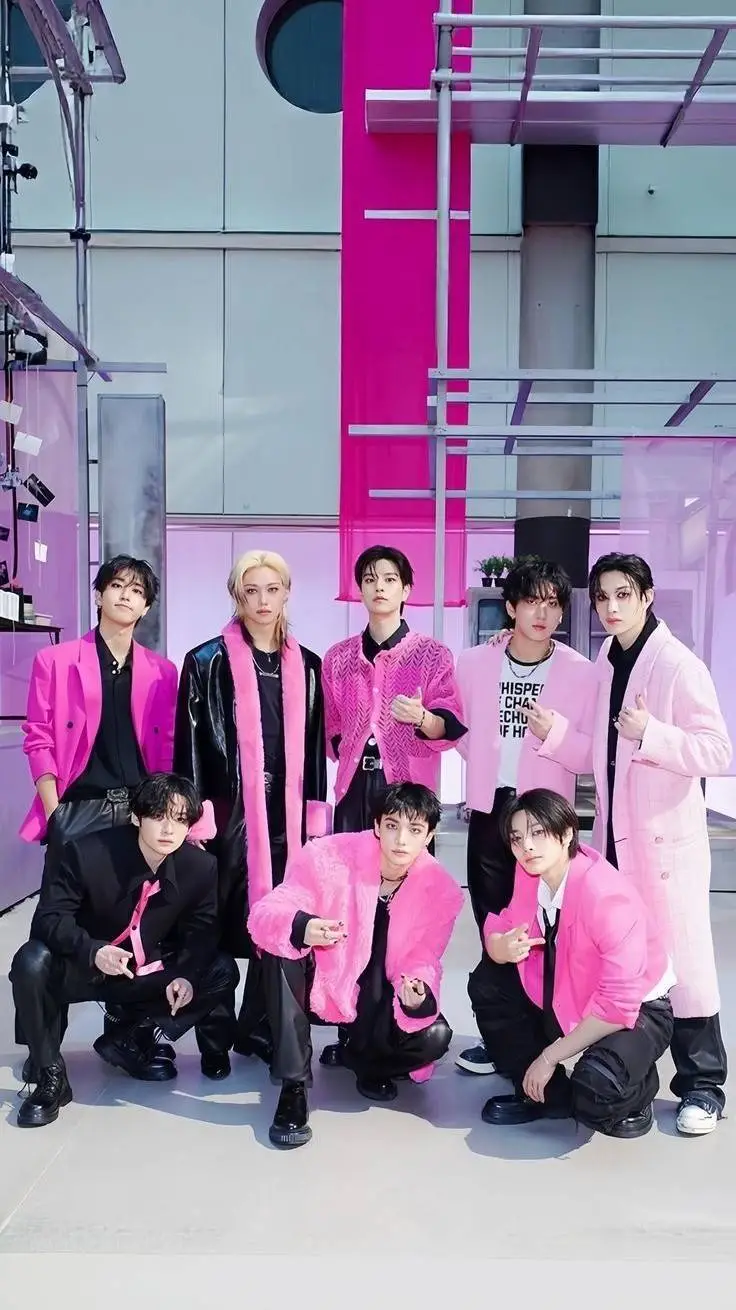 Talkie AI - Chat with Stray Kids 