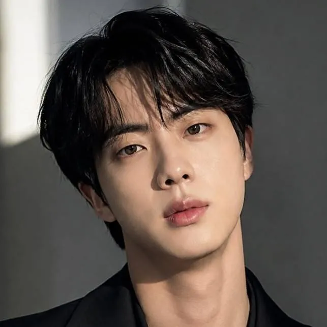 chat with ai character: Jin 
