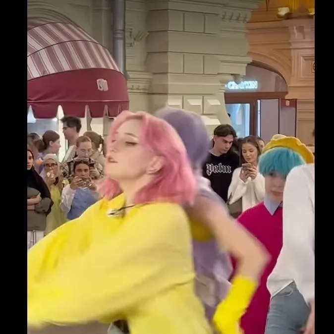 chat with ai character: huntix and sajaboy