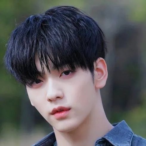 chat with ai character: soobin 