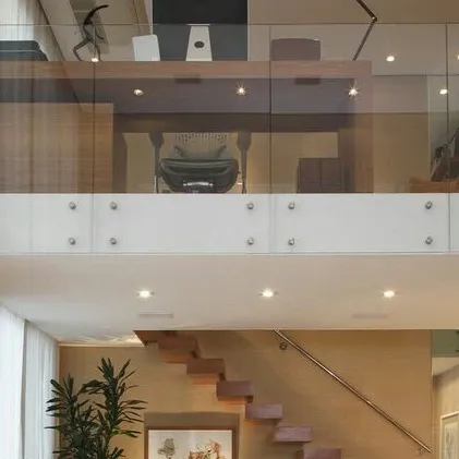 chat with ai character: ￼ Arab familyꨄ