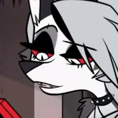 chat with ai character: 📱Loona📱